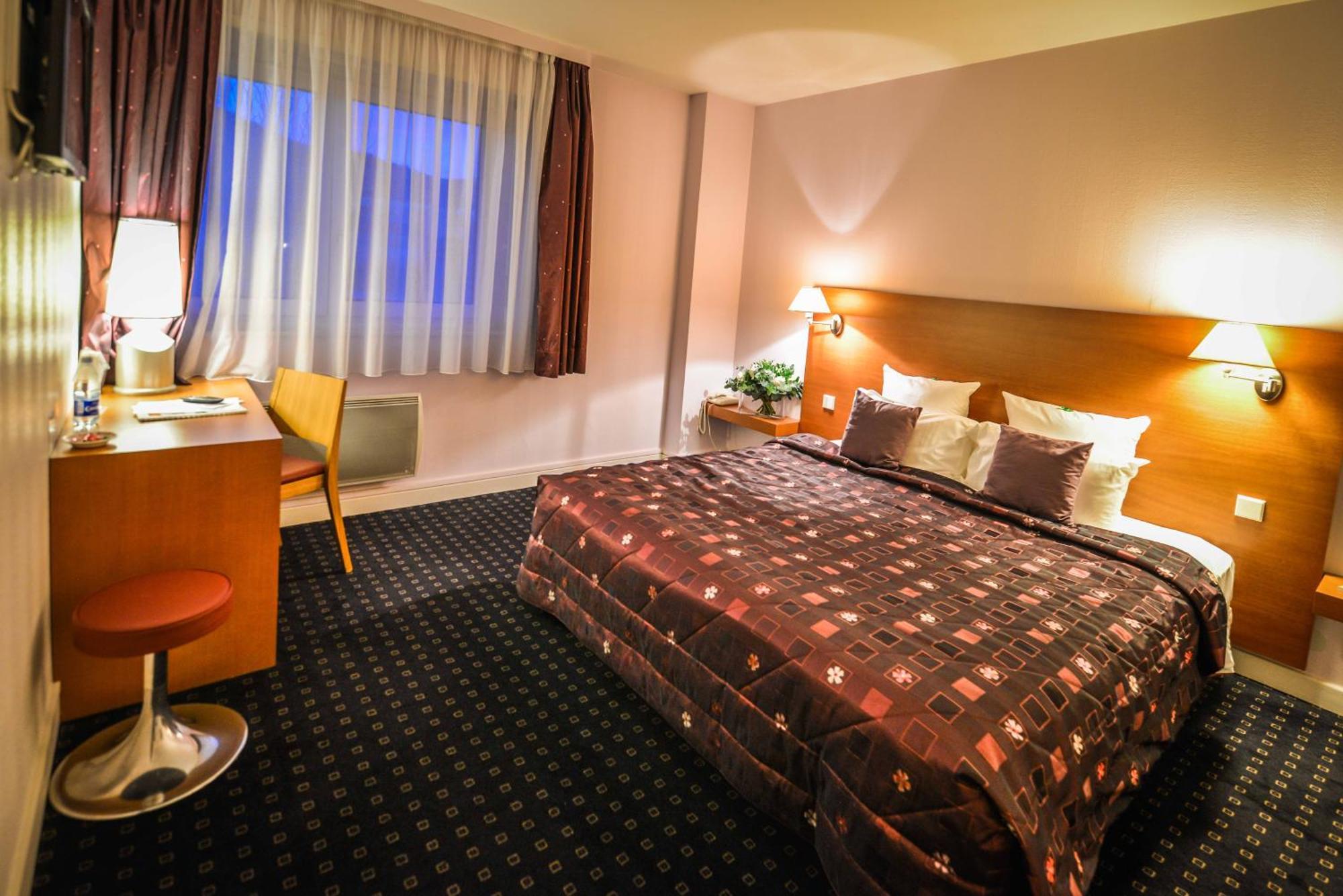 Hotel Restaurant Logis La Palette Wettolsheim Dış mekan fotoğraf