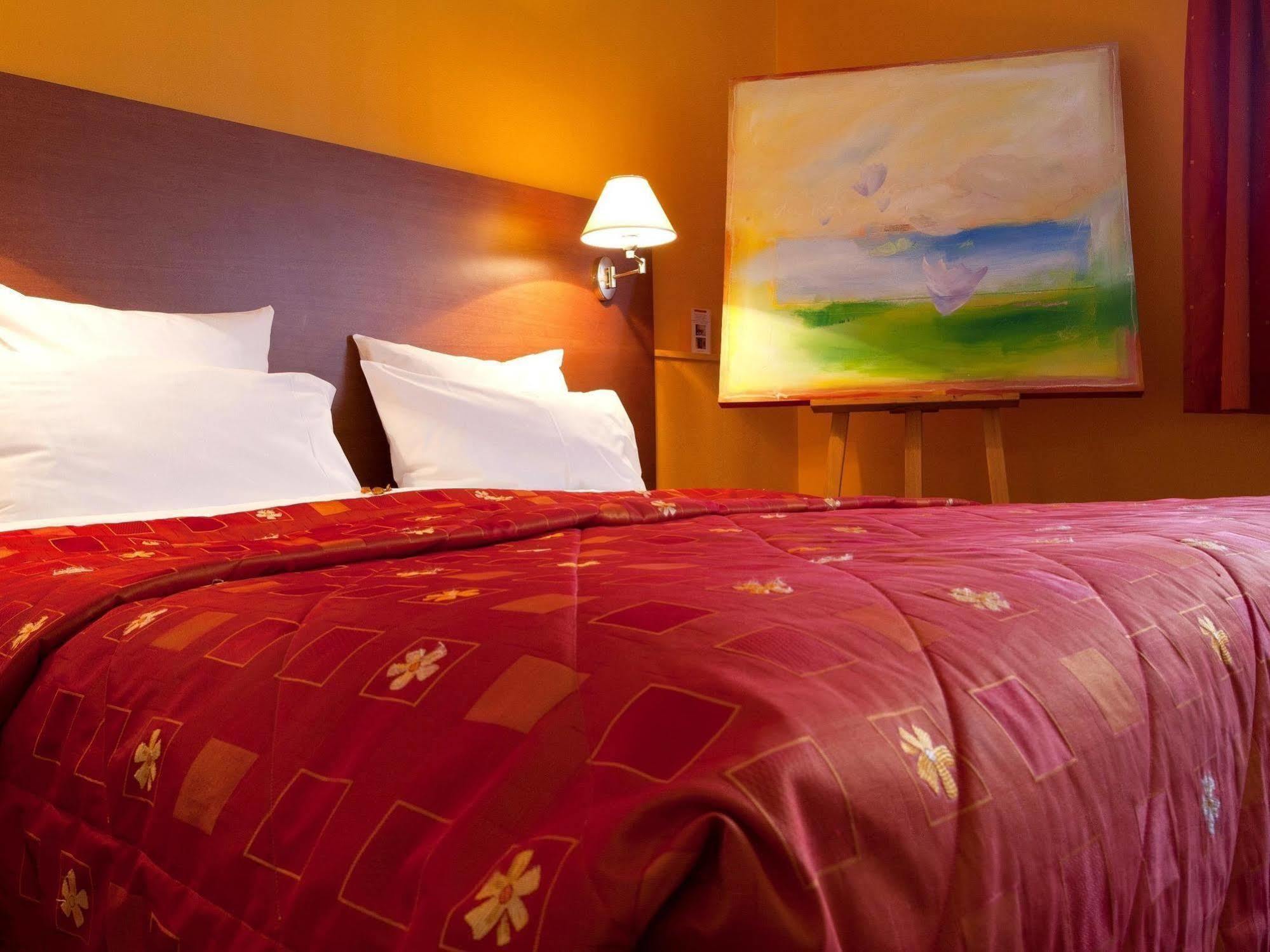 Hotel Restaurant Logis La Palette Wettolsheim Dış mekan fotoğraf